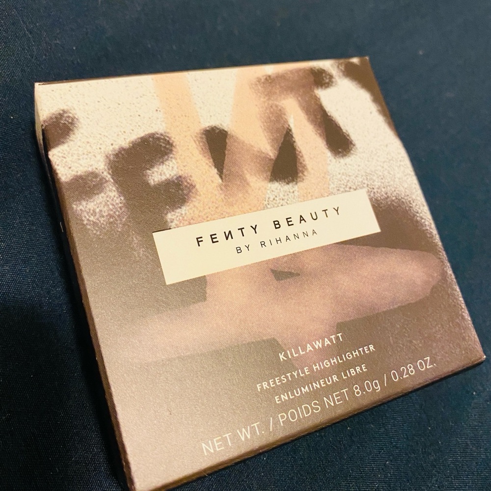 Fenty Beauty Killawatt Highlighter in shade Metal Moon